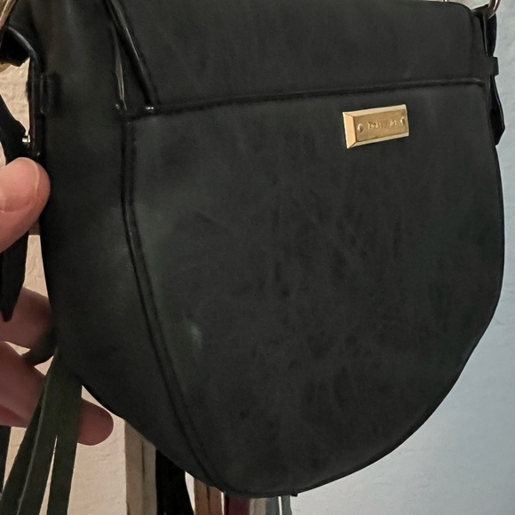 Dolce Vita crossbody mixed color fringe adjustable strap gold hardware - Picture 10 of 10